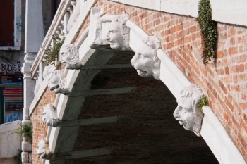 Bridge detail at campo Santo Giovanni e Peolo.